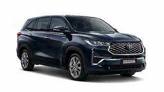 Toyota Innova Hycross